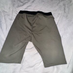 Essential biker shorts